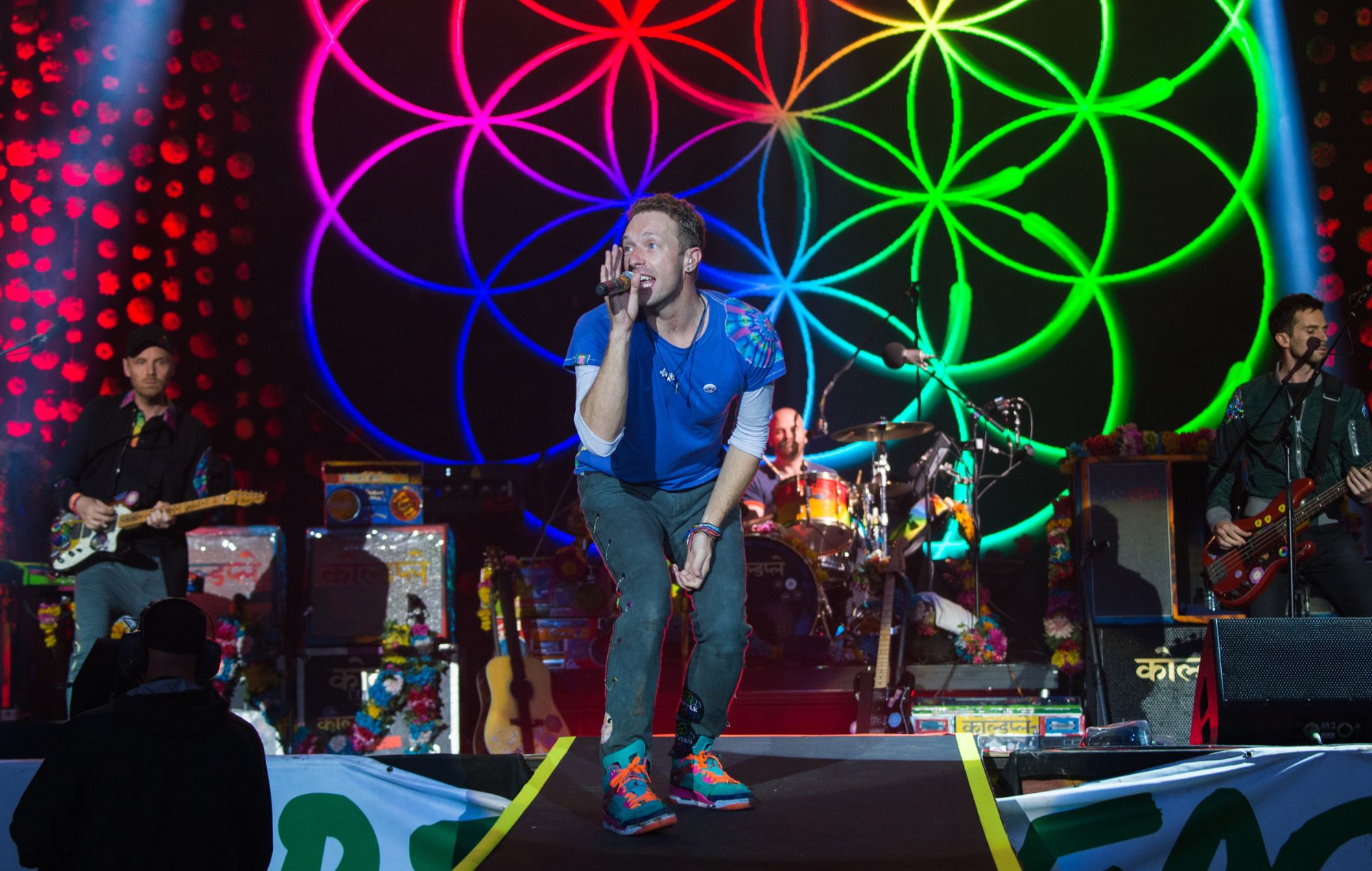 Chris Martin of Coldplay performs on the Pyramid Stage as the band headline the Glastonbury Festival 2016 at Worthy Farm, Pilton on June 25, 2016 in Glastonbury, England.