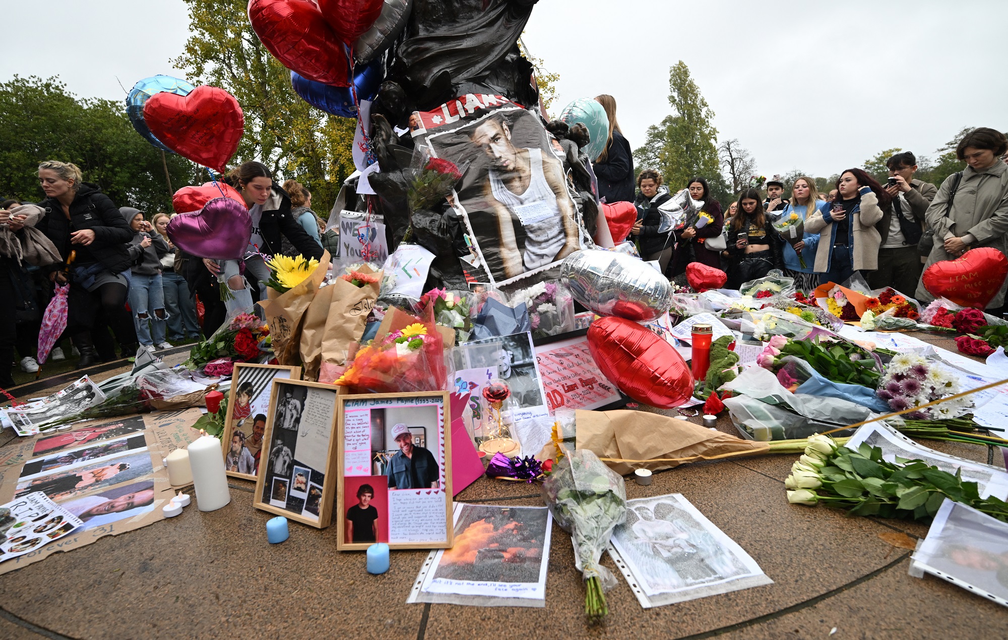 Liam Payne vigil Hyde Park